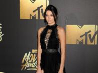 Kendall Jenner w niezwykłych butach na gali MTV